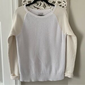 L.L. Bean Signature Fisherman Cable Knit Wmn Sweater Sz S Neutral Preppy